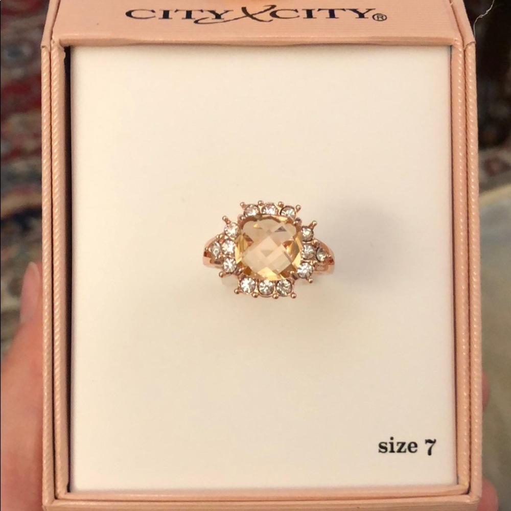 Nib ring size 7 pink crystal